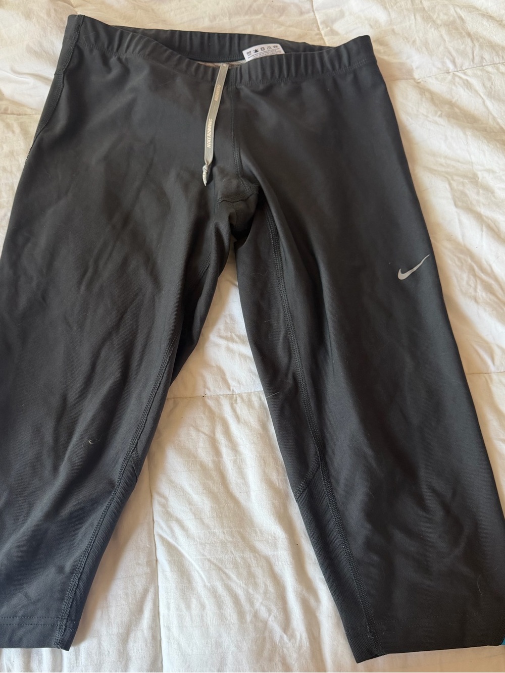 Nike 'Performance Capri Tights